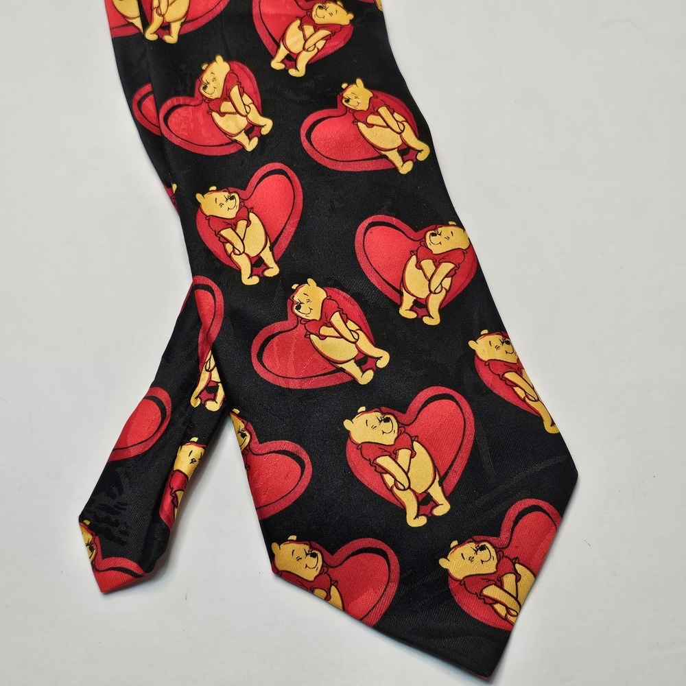 Disney‎ Winnie The Pooh Tie Black Red Hearts Valentines Day